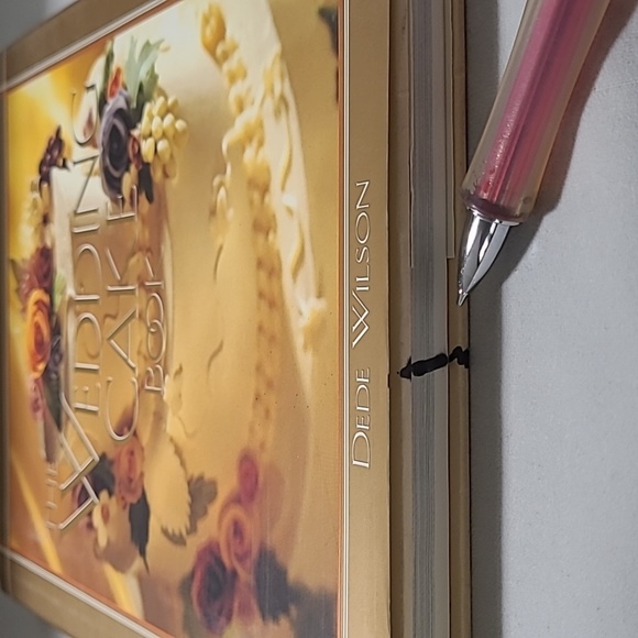 The Wedding Cake Book - Dede Wilson - Picture 11 of 11